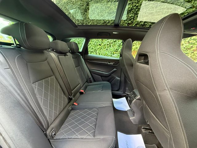 Skoda Karoq DSG Sportline Black Pack