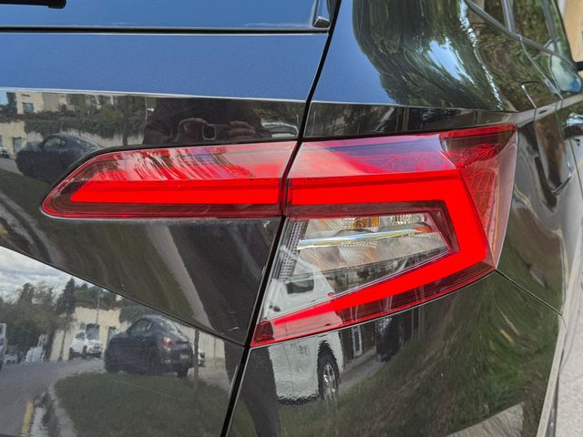 Skoda Karoq DSG Sportline Black Pack