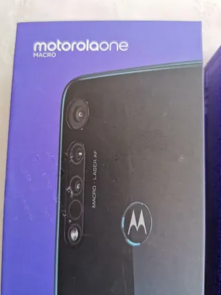 Motorola One Macro, Tripla fotocamera