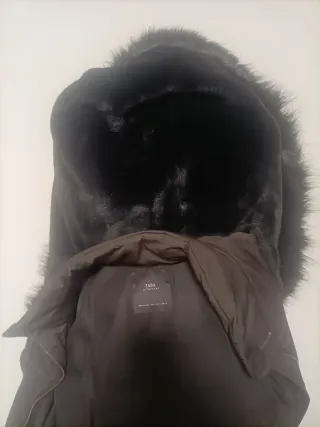 Giaccone ZARA donna nero con pelliccia ecologica