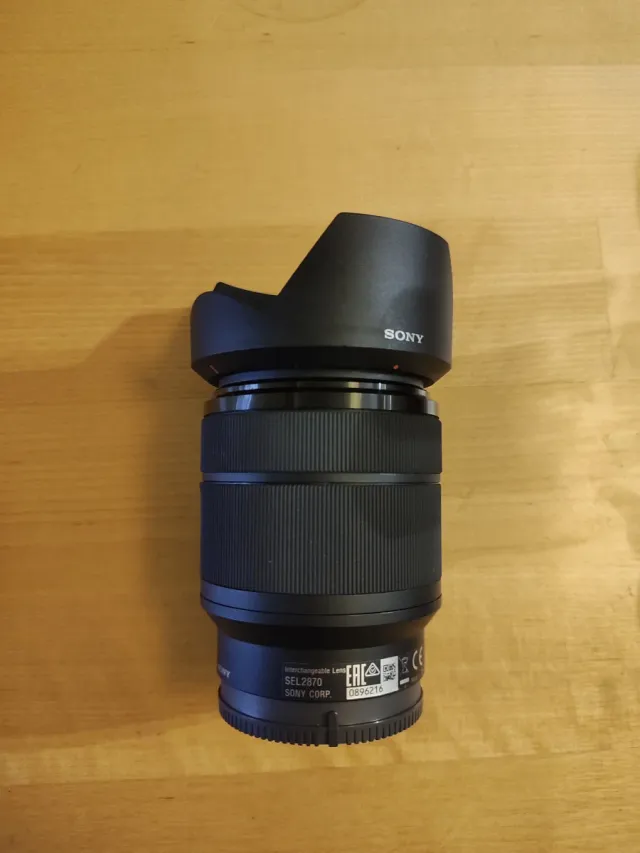 Objetivo Sony FE 28-70mm f/3.5-5.6 OSS