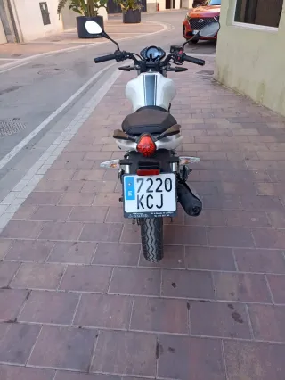 Keeway RKS 125 Blanca