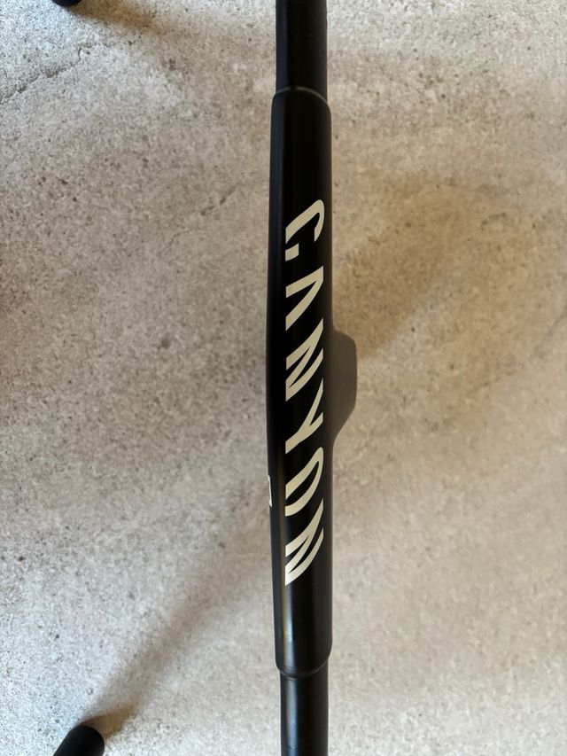 Manillar Canyon H11 Aerocockpit carbono