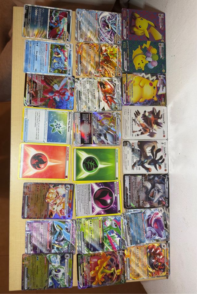 Mazo de cartas Pokémon escucho ofertas
