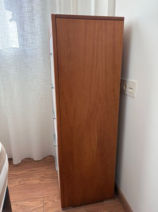 Comodini e Cassettiera in Legno Bianco