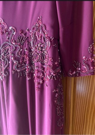 Vestido de fiesta morado PRONOVIAS con pedrería