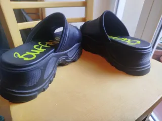 Sandalias Buffalo plataforma negras