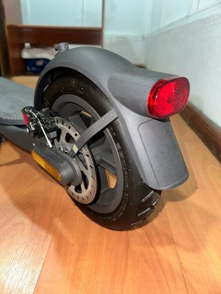 Patinete Eléctrico Xiaomi Mi Scooter 4