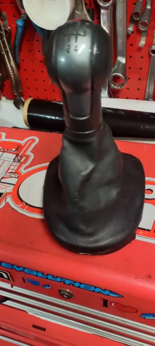 Pomo Seat Altea con funda cuero