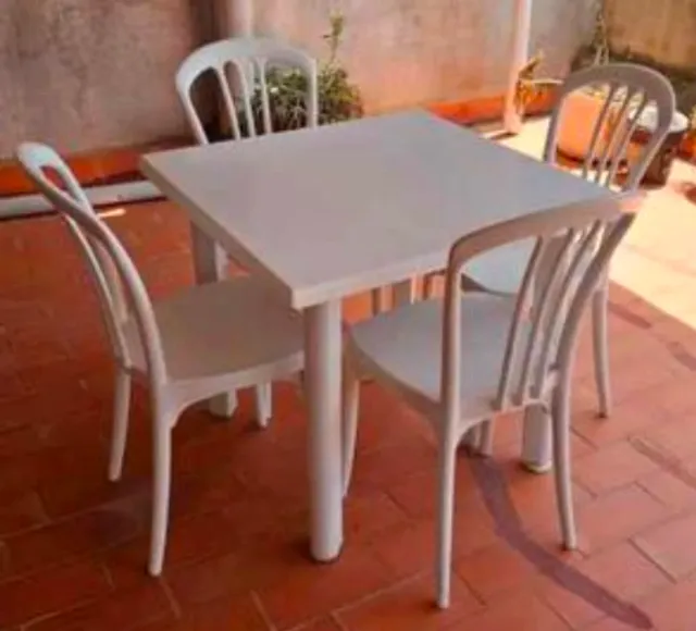 Mesa y 4 Sillas Resina Blanca Exterior
