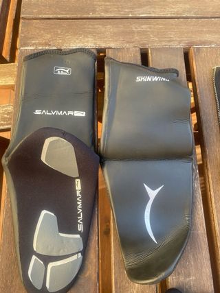 Guantes y escarpines de neopreno