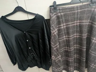 Falda de cuadros gris y rosa