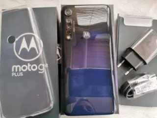 Motorola G8 Plus, Tripla fotocamera