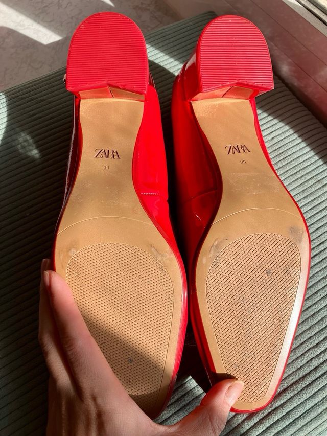 Merceditas rojas charol con pulsera