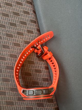 Reloj Garmin Instinct Solar Rojo