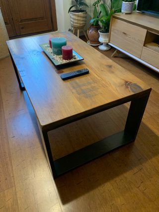 Mesa de centro industrial madera y metal