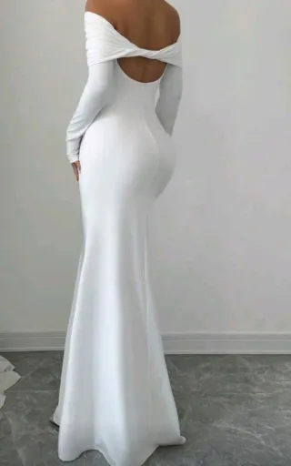 Vestido largo blanco escote Bardot