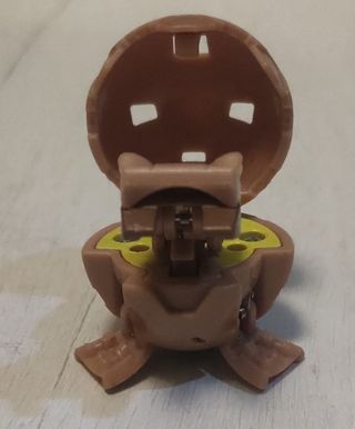 Bakugan Juggernoid - Marrone