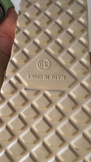 Zuecos/Pantuflas Beige con Forro Interior