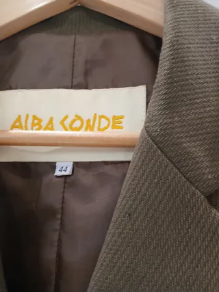 Chaqueta   Blazer y falda  ALBA CONDE Verde Oliva