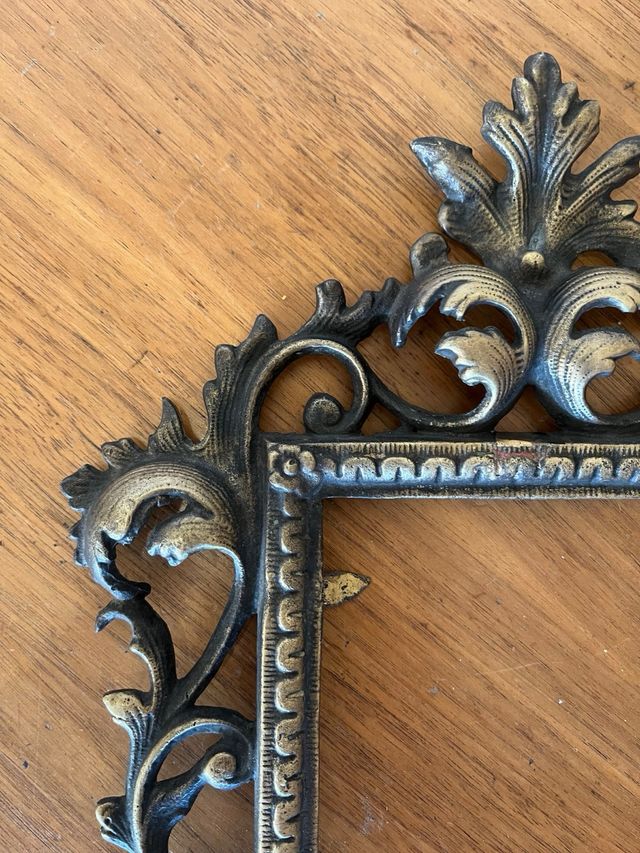 Marco in bronzo massiccio di HARRISON & GIL