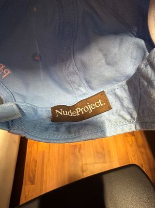 Gorra Nude Project Azul y Rosa