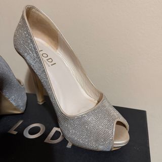 Zapatos LODI Talla 36 Color Cava.