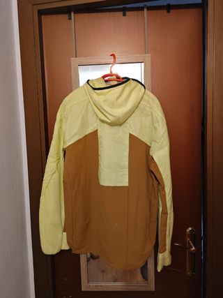 Chaqueta Adidas Terrex GV4366