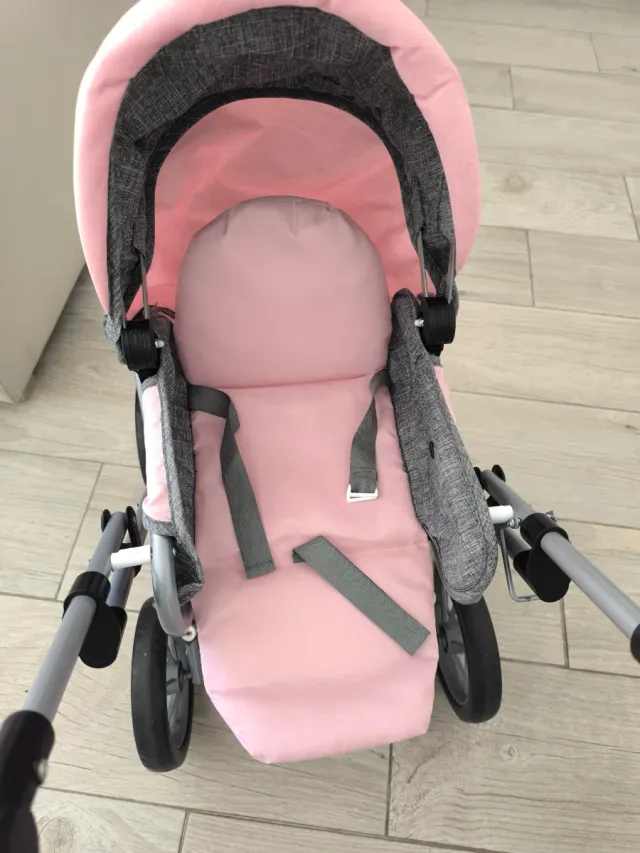 Carrito de bebé para muñecas