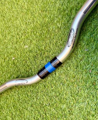 Manillar Retro DH AMOEBA Al6061