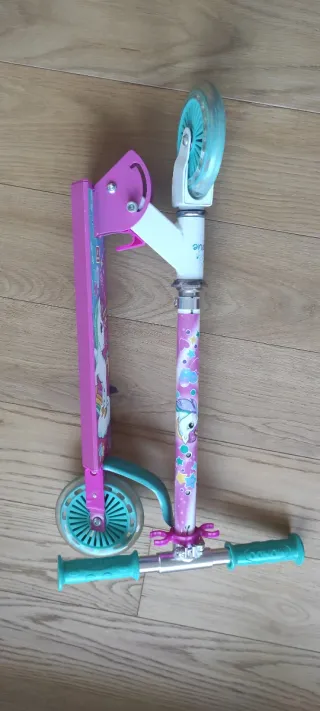 Patinete infantil Mondo, 2 Ruedas con  unicornio