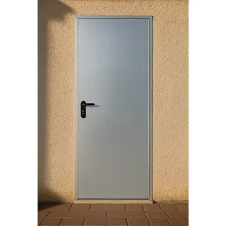 Puerta galvanizada exterior
