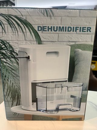 Deshumidificador 2.8L Verde y Blanco