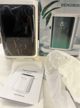 Deshumidificador 2.8L Verde y Blanco