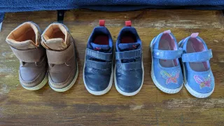 Lote zapatillas niña 3 pares tallas 22/23