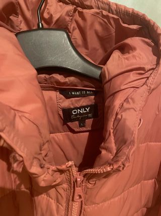 Chaqueta acolchada ONLY rosa talla L