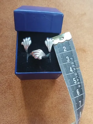 Conjunto Plata Anillo y Pendientes Antiguos