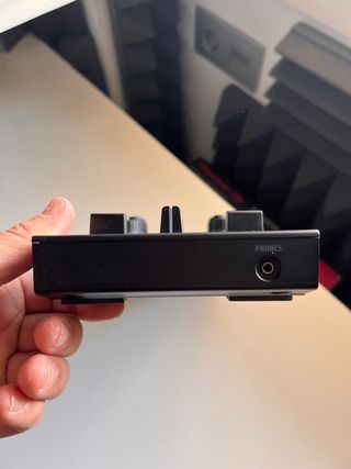 Traktor Kontrol Z1 Controlador DJ