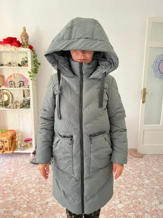 Abrigo nieve a estrenar (comprado en Alemania)