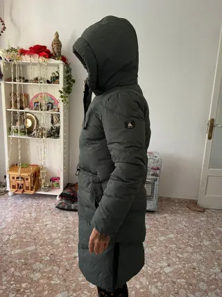 Abrigo nieve a estrenar (comprado en Alemania)