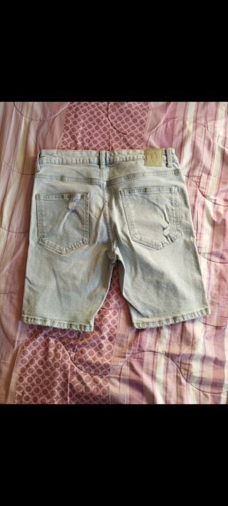 Pantalón corto vaquero desgastado Talla 38