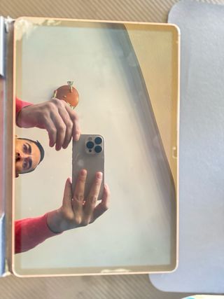 Samsung Tab S7+ con funda