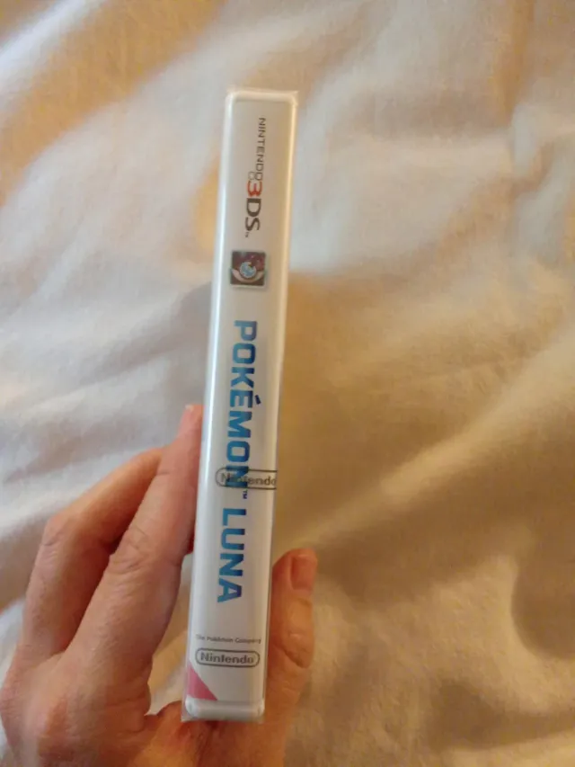 Pokemon Luna sigillato Nintendo 3DS