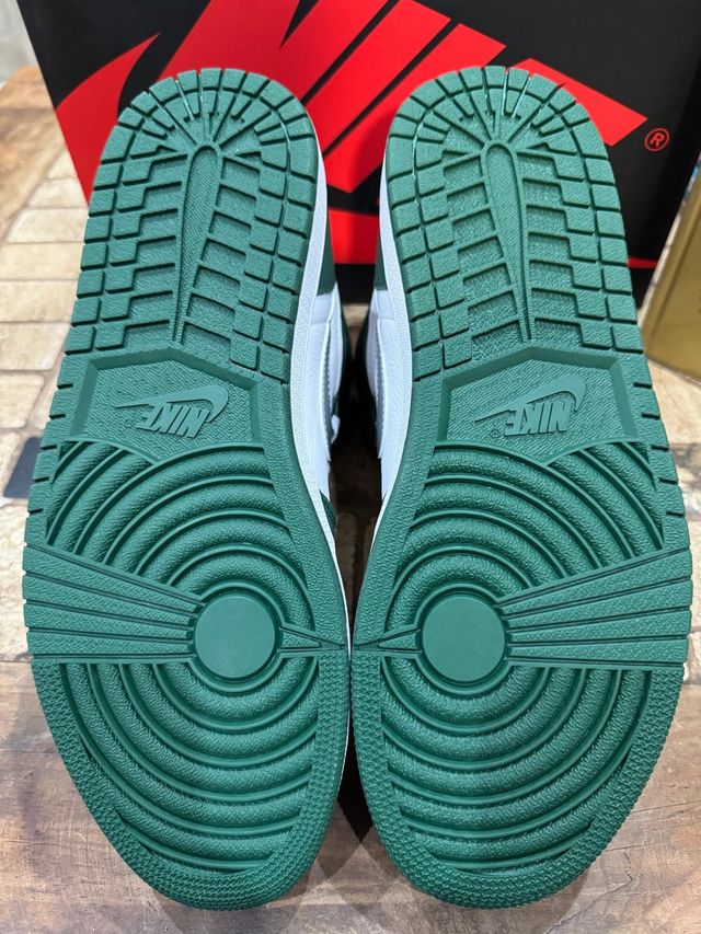 Jordan 1 Retro High Gorge Green Plata