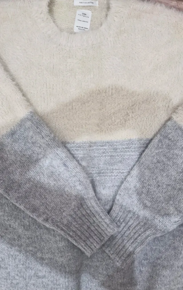 Jersey Zara bicolor blanco y gris