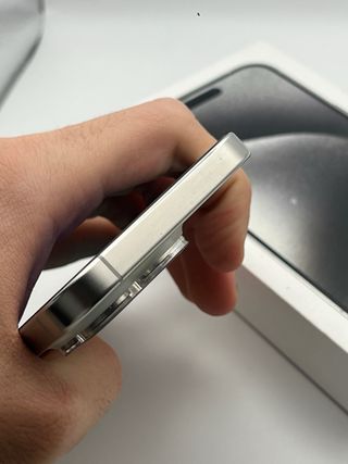 iPhone 15 Pro 256GB Titanio Bianco