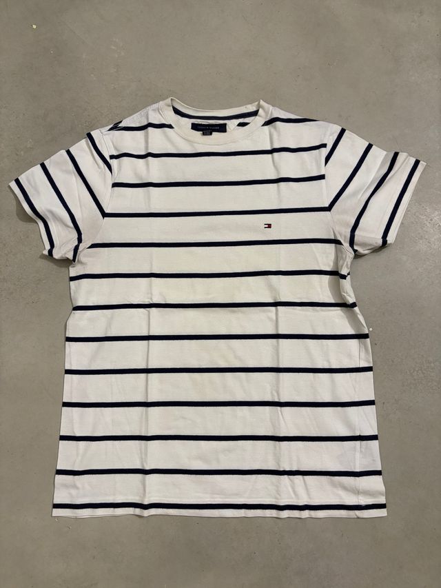 Camiseta Tommy Hilfiger Rayas Azul y Blanca