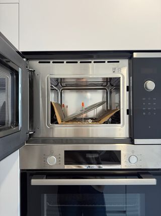 Horno y Microondas Bosch Integrado