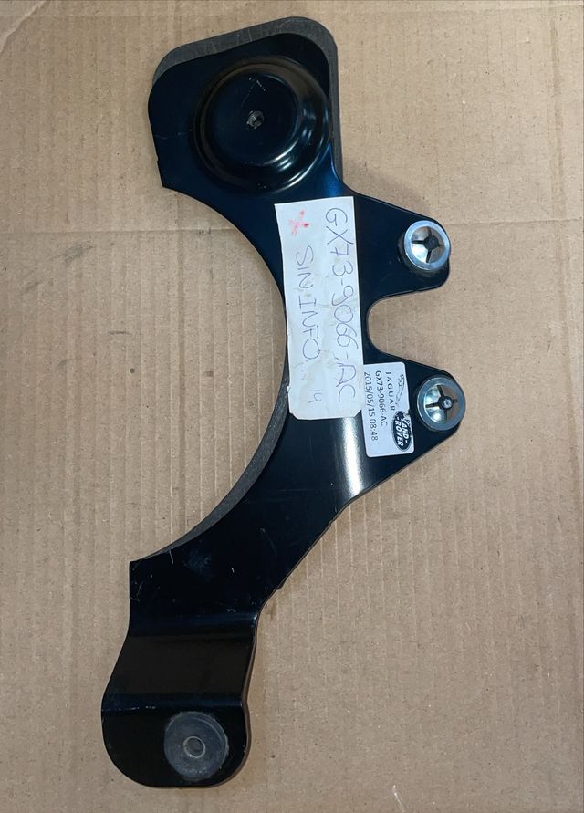 GX73-9066-AC Soporte Tanque Reservorio LAND ROVER