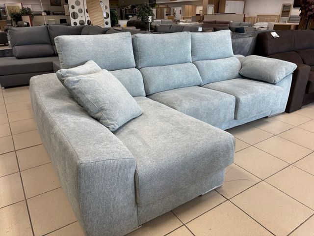 Chaiselongue de tela azul celeste / blanco